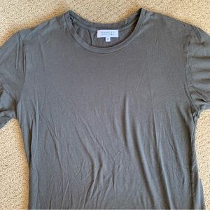 Barneys New York women’s gray t shirt